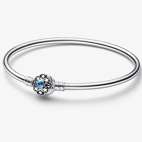 NWOT Moments Disney Aladdin Princess Jasmine Bangle Size 16 cm - Picture 2 of 13